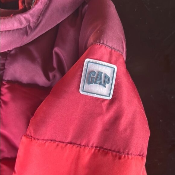 GAP Kids Red Puffer Jacket - Picture 4 of 5